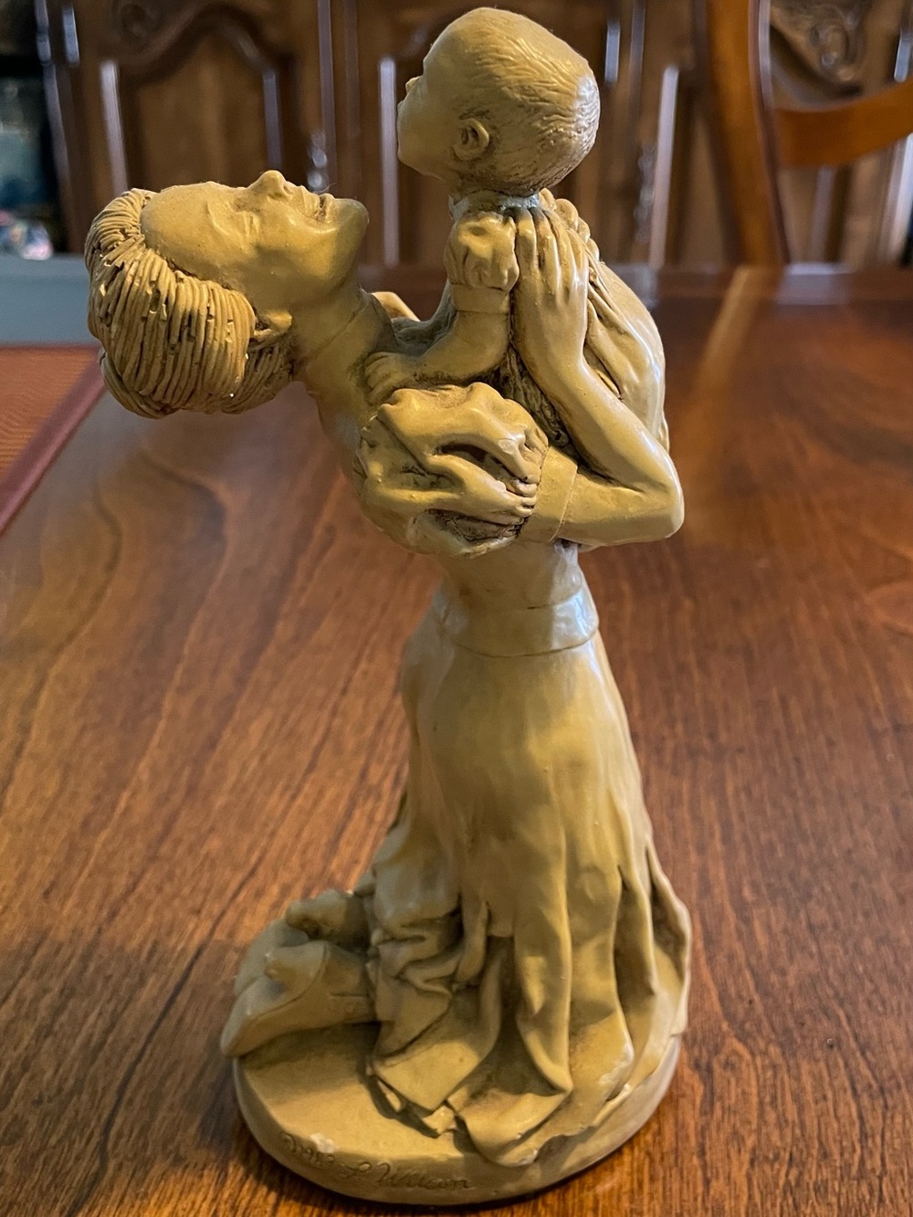 Signed L. Wilson 1989 Mother & Child Sculpture Figurine